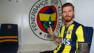Serdar Aziz Fenerbahçe’den Ayrıldı Teşekkür Mesajı Yayınladı